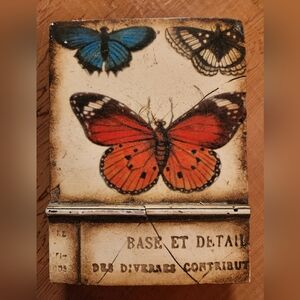 Sid Dickens Black and White Plaque